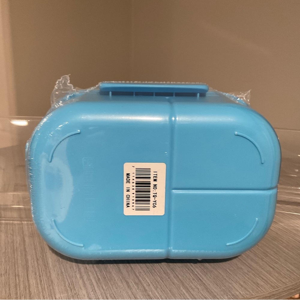 Labubu Bento Lunch Box - Picture 3 of 3